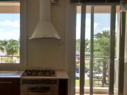 Departamento en Alquiler con 1 cocheras