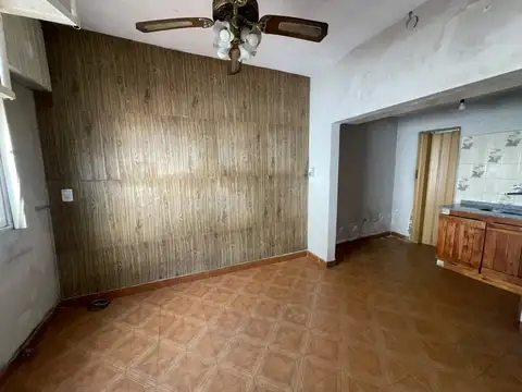 Depto Tipo Casa en Alquiler en Haedo, $ 600.000