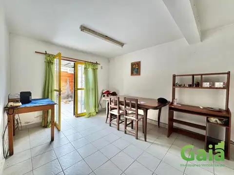 Casa en Venta con 5 cocheras
