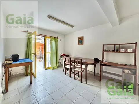 Casa en Venta con 5 cocheras