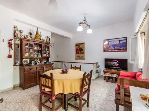 Depto Tipo Casa 4 ambientes con 1 baño