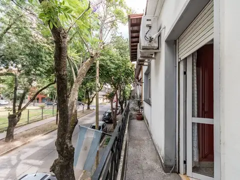 Depto Tipo Casa en Venta 40 años