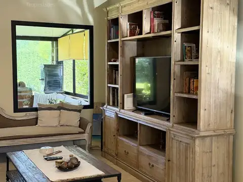 Casa 5 ambientes con 4 baños