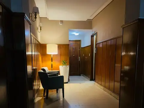 8 971 , Piso 4