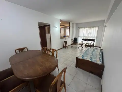 Departamento dos ambientes con dependencia
