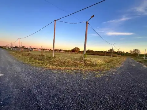 Terreno en Venta en Parque Exaltación, USD 37.500