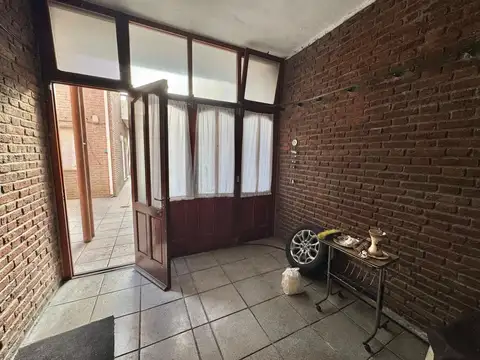 Depto Tipo Casa en Venta en La Perla Sur, USD 95.000