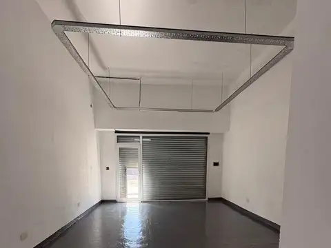 Local en Alquiler en Bella Vista, $ 590.000