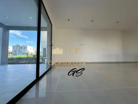 Casa en Venta en Pilar Del Este - Santa Elisa, USD 180.000