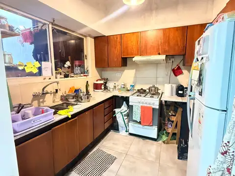 VENTA DE IMPONENTE PISO CON BALCÓN AL FRENTE – 568 M² TOTALES