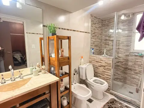 Departamento 10 ambientes con 5 baños