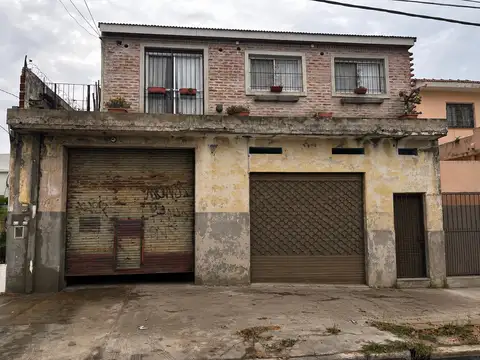 GALPON CON CASA EN PLANTA ALTA EN VENTA