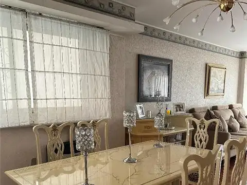 Departamento en Venta de 4 dormitorios