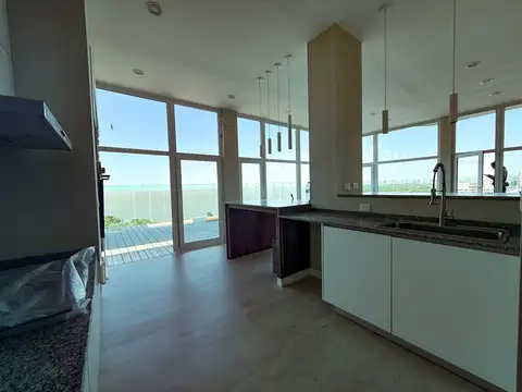 Departamento 7 ambientes con 4 baños