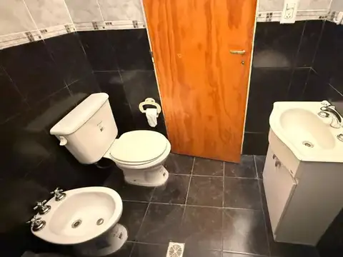 Depto Tipo Casa en Venta en Gerli, USD 78.000