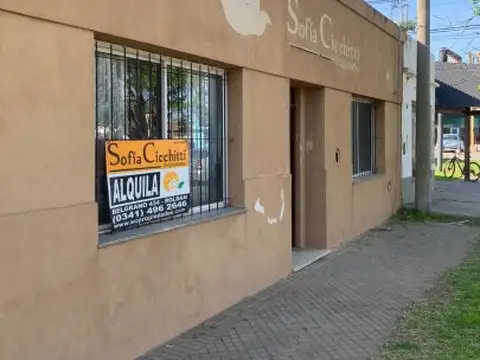 VIVIENDA EN ALQUILER-  APTA USO COMERCIAL.