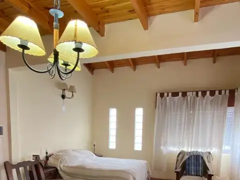 Casa en Venta en Quilmes Oeste, USD 180.000
