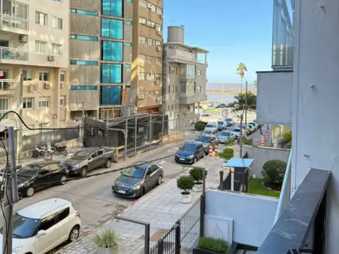 Apartamento en alquiler c/ cochera en Villa Biarritz