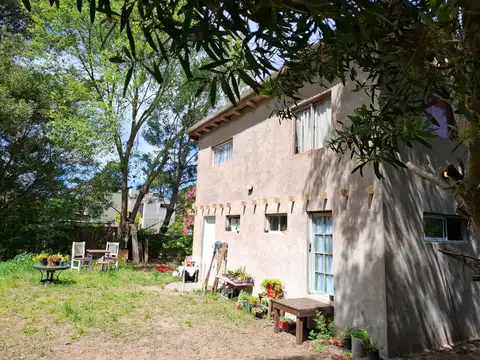 TERRENO DE 450 m Y CASA -AMPLIO TERRENOS ARBOLADO