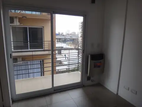 MONOAMBIENTE MUY LUMINOSO