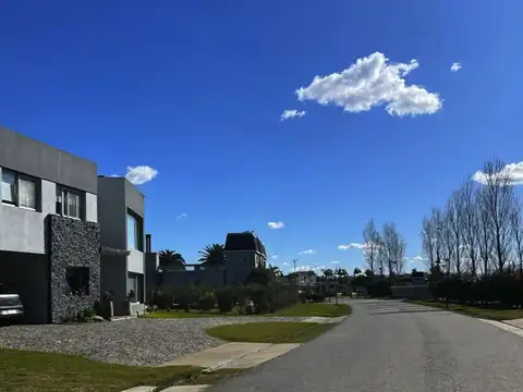 Terreno en Venta en Barrio Maritimo, USD 165.000