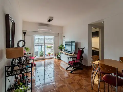 Departamento en Venta en Flores, USD 129.000