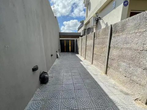 Depto Tipo Casa en Venta de Monoambiente