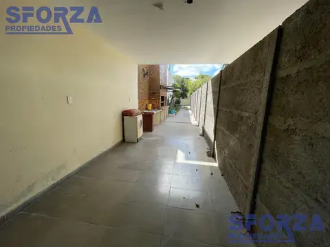 Depto Tipo Casa 3 ambientes con 2 baños