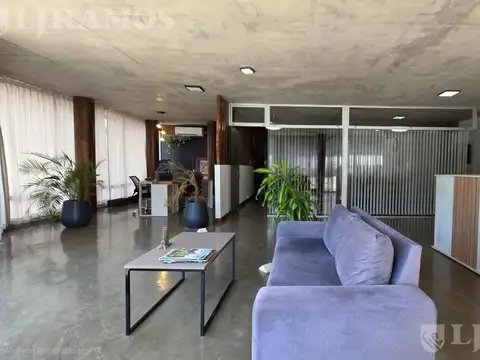 Oficina en Gasuarinas Garden - Canning - PG