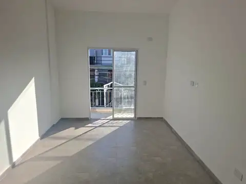 Pedro León Gallo 3500, Piso 1