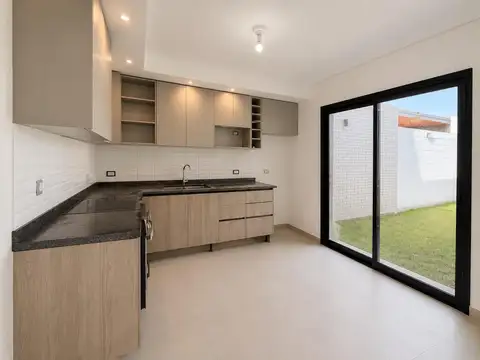 Depto Tipo Casa en Venta de 3 ambientes
