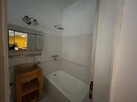 Depto Tipo Casa 3 ambientes con 1 baño