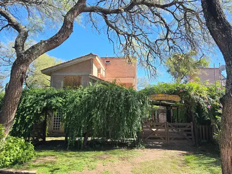 CASA ESQUINA -
