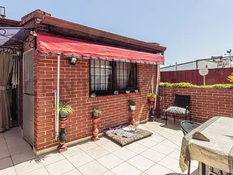 Depto Tipo Casa en Venta en Villa Dominico, USD 69.000