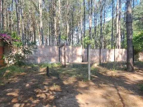 "OPORTUNIDAD" TERRENO CON CONSTRUCCION Y ANTEPROYECTO!