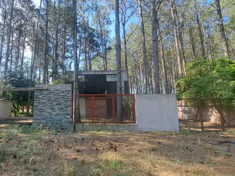 "OPORTUNIDAD" TERRENO CON CONSTRUCCION Y ANTEPROYECTO!