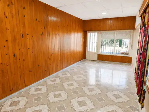 VENTA CASA 1 DORMITORIO en SAN LORENZO