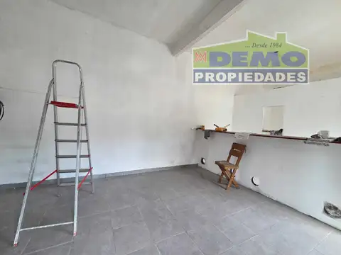 Alquiler Local en Grand Bourg