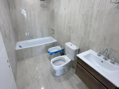 Departamento 3 ambientes con 2 baños