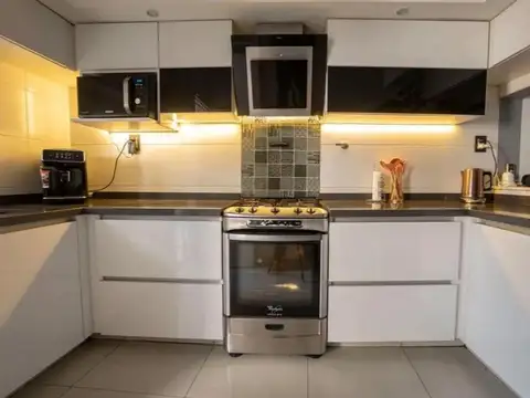 Casa en Venta en Barrio Guemes, USD 174.500