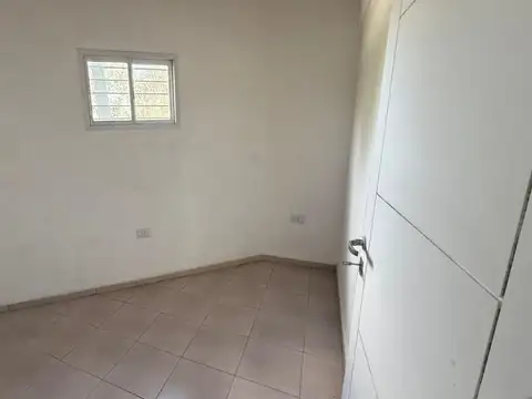 Depto Tipo Casa 2 ambientes con 1 baño