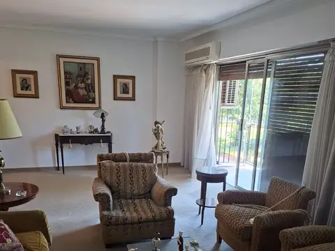 John F Kennedy ( Ex Darregueyra) 2800