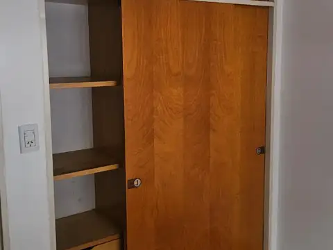 Departamento en Alquiler en Barrio España y Hospitales, $ 600.000