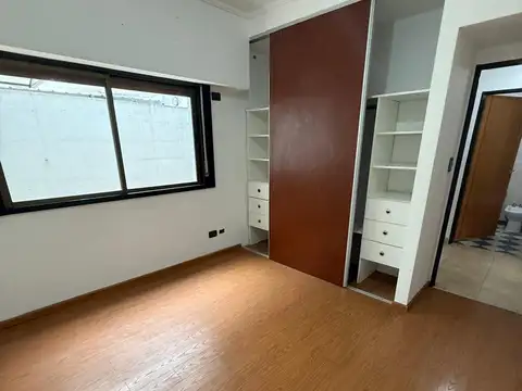 HERMOSO DPTO 3 AMB. PB AL FRENTE CON PATIO EXCELENTE UBICACION