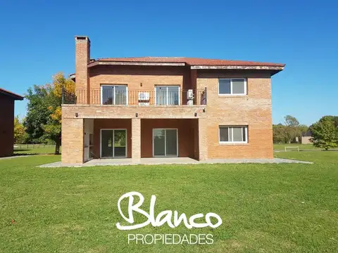 Casa  en Venta en Los Alcanfores, Pilar, G.B.A. Zona Norte