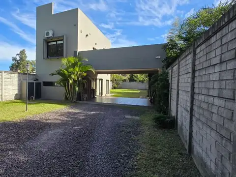 Casa en Venta en Don Carlos, USD 130.000