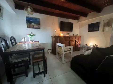 Depto Tipo Casa en Venta de 3 ambientes