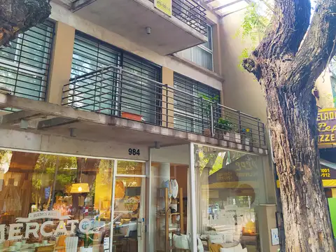 Eduardo Costa 900, Piso 2