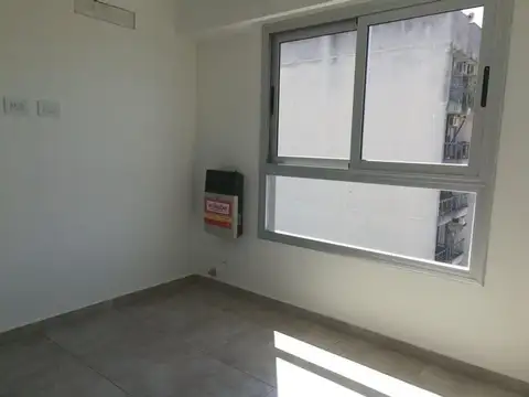 Departamento en Alquiler en Morón, $ 550.000