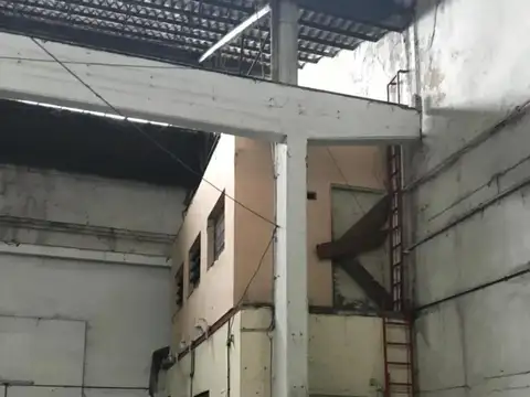 Galpon en Venta en Caballito Norte, USD 2.400.000